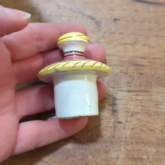 Mid Century Majolica Espresso Pitcher - Picture 4 of 10